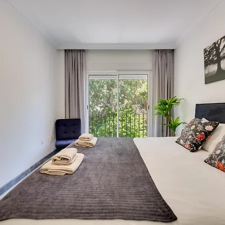 Senorio De Gonzaga In Apartment *